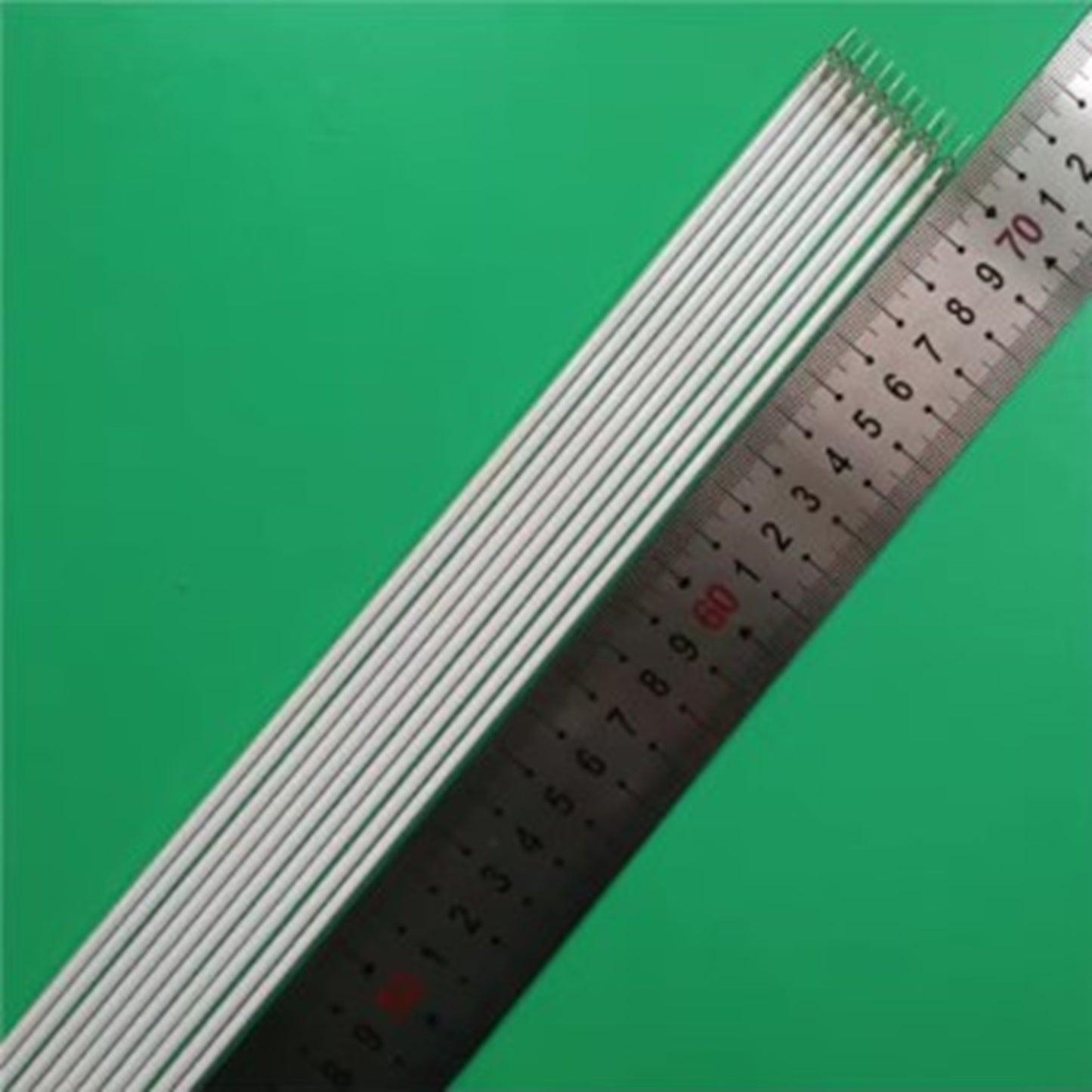 Maximum Tune 6 MT6 Sharp LCD screen replacement backlight 704mm*3.4mm Tube/CCFLSharp TV 715mm